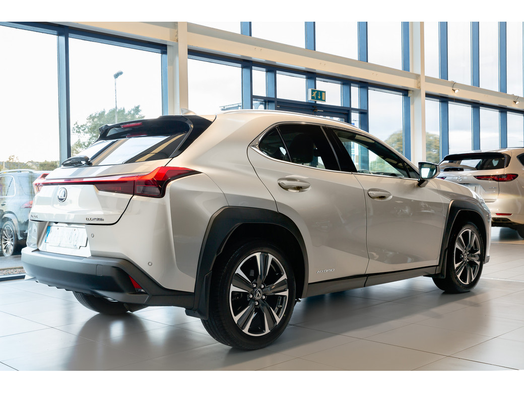 2022 Lexus UX 200H