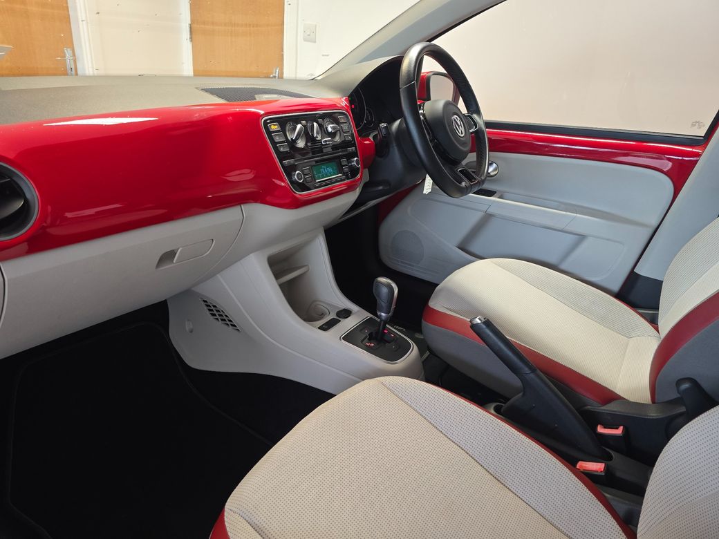 2016 Volkswagen up!