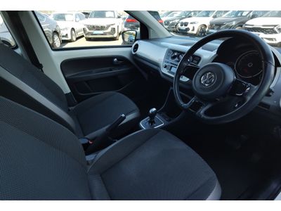 2015 Volkswagen up!