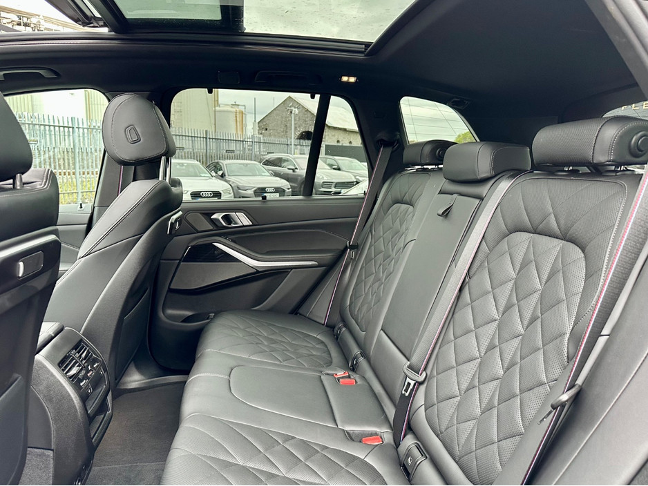 2025 BMW X5