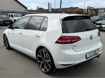 2017 Volkswagen Golf