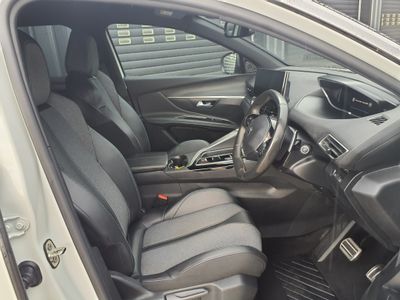 2023 Peugeot 3008