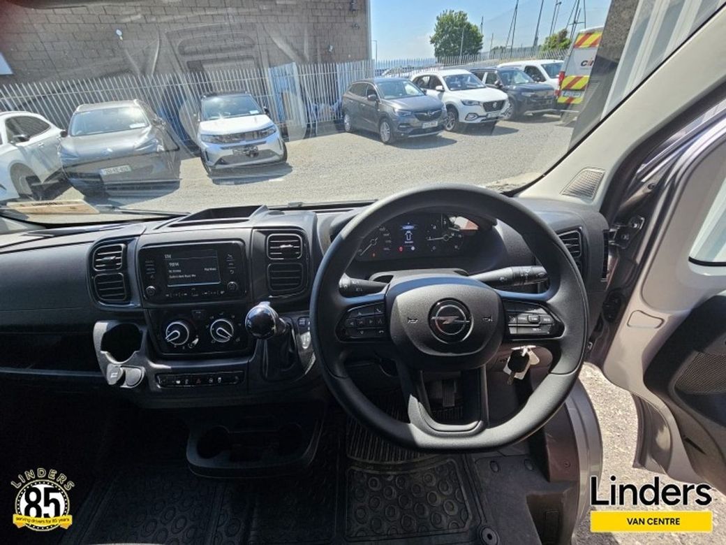 2026 Opel Movano