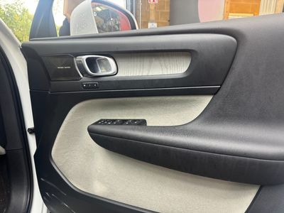 2021 Volvo XC40