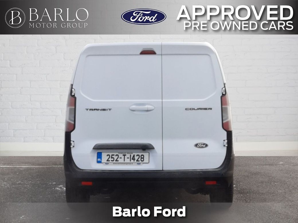 2025 Ford Transit Courier