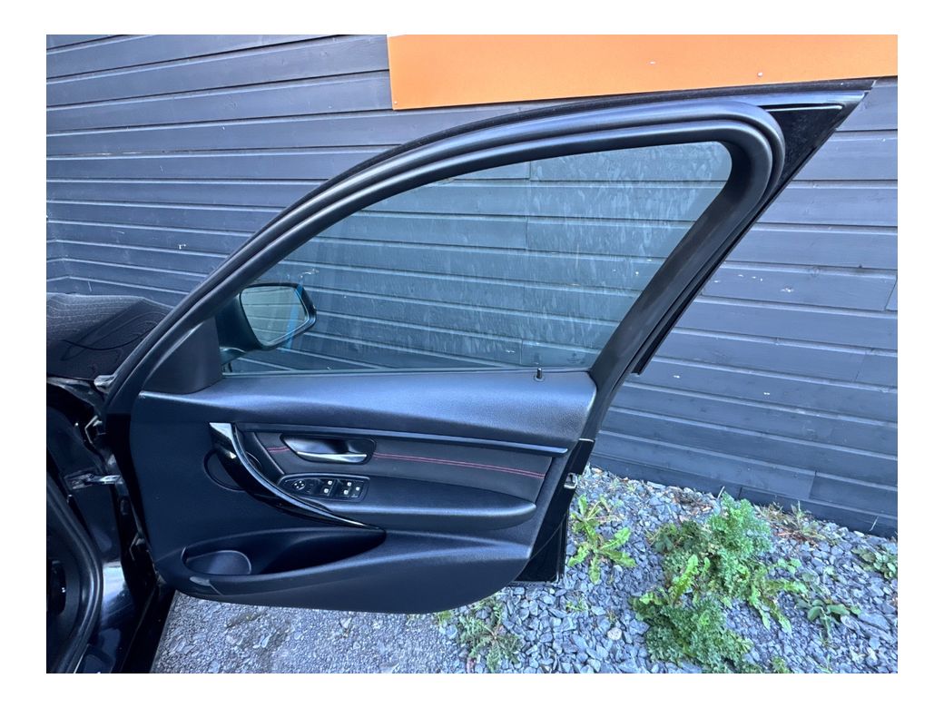 2012 BMW 3 Series