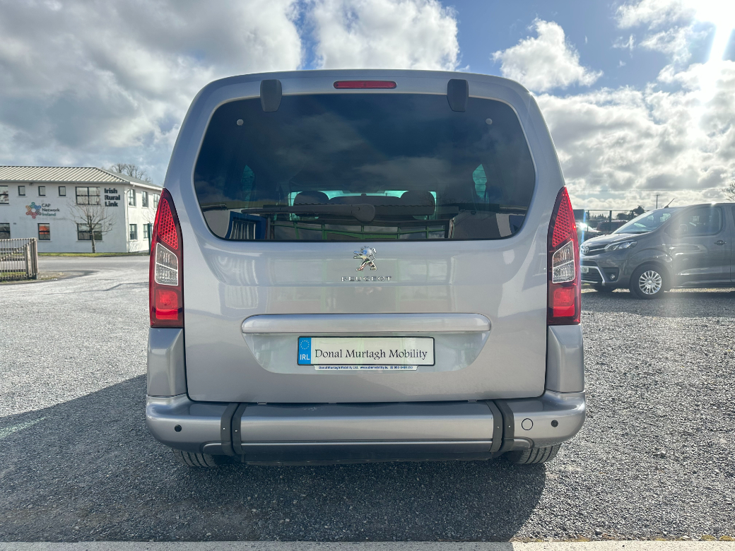 2017 Peugeot Partner Tepee