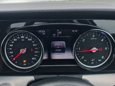 2019 Mercedes-Benz E 220