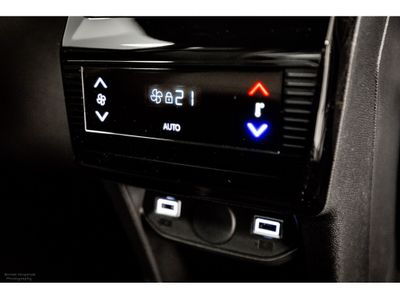 2025 Peugeot 5008