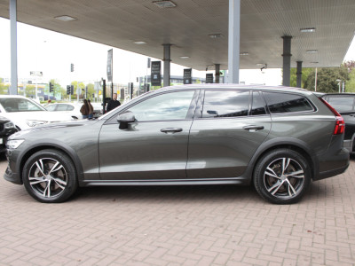 2020 Volvo V60