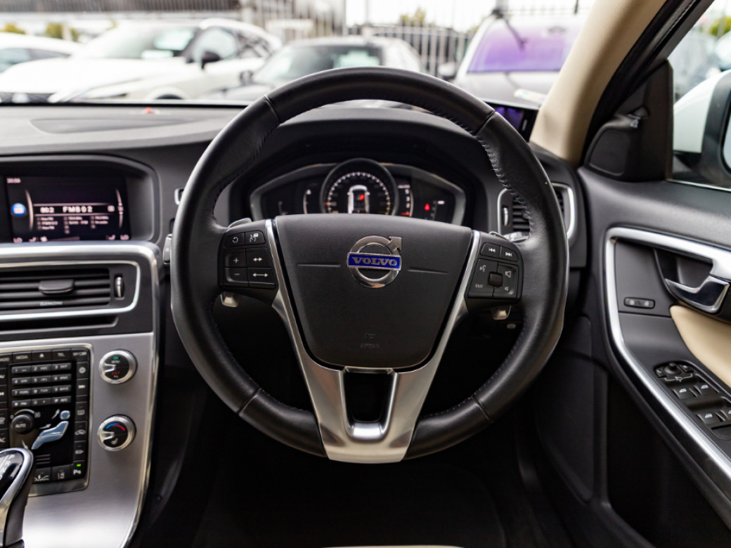 2018 Volvo V60