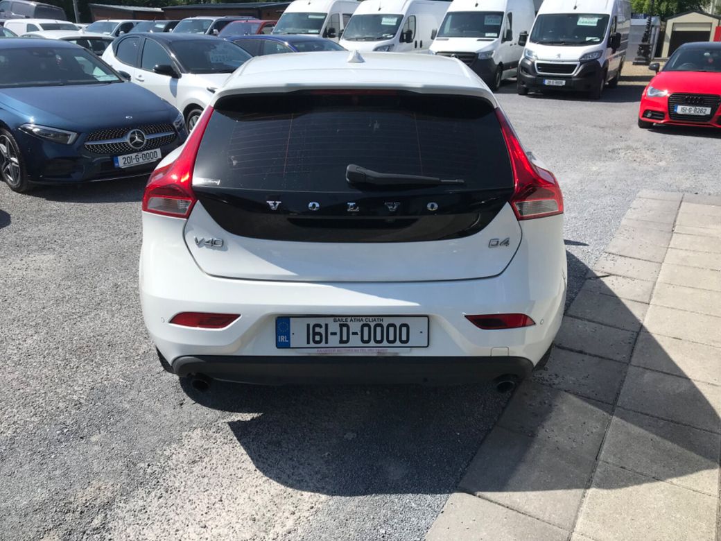 2016 Volvo V40