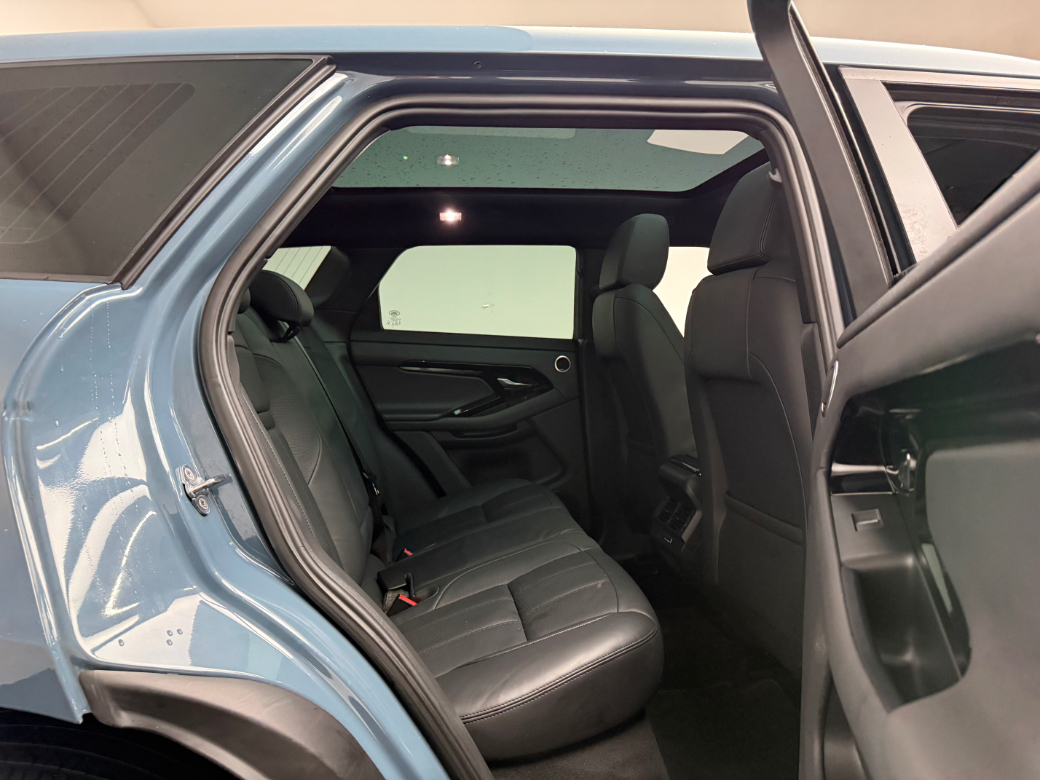 2025 Land Rover Range Rover Evoque