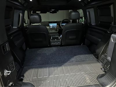 2025 Land Rover Defender