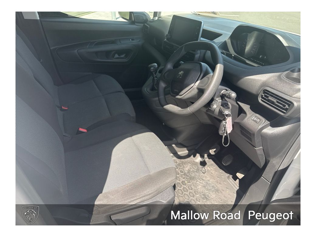 2024 Peugeot Partner