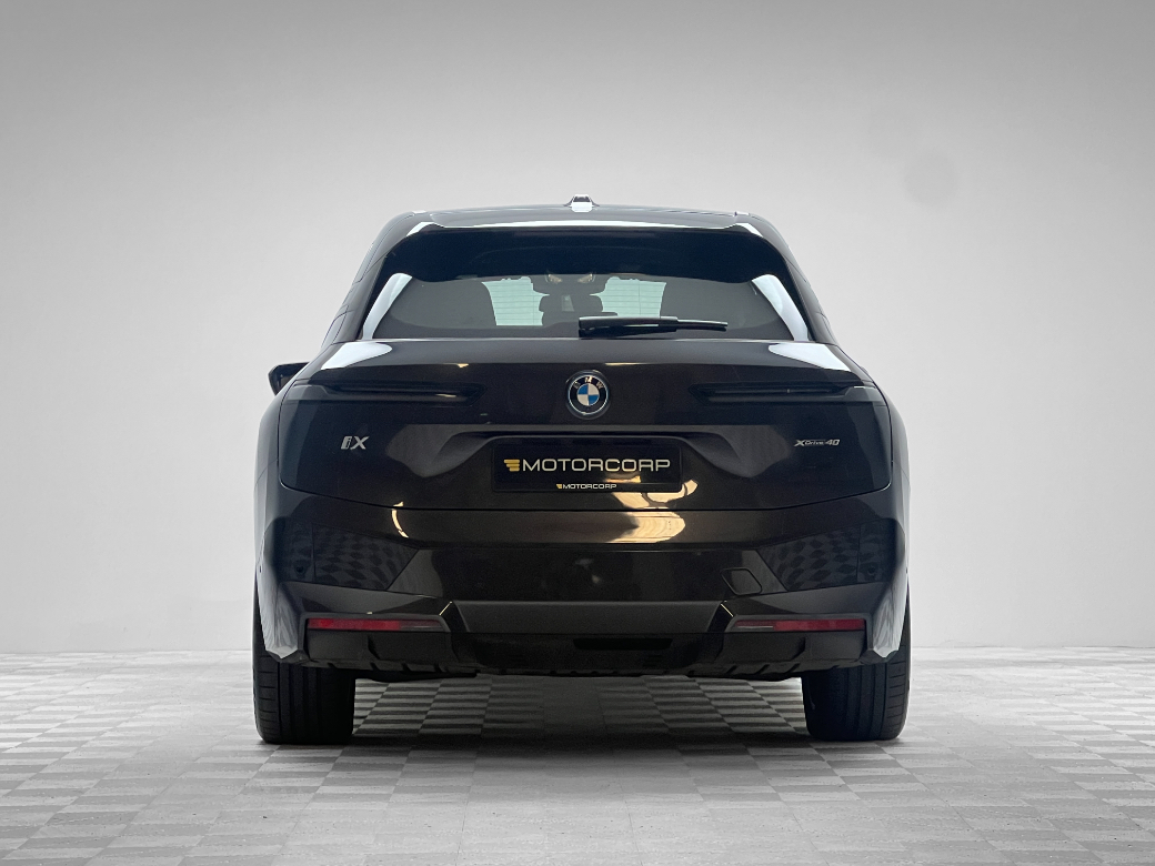 2022 BMW iX