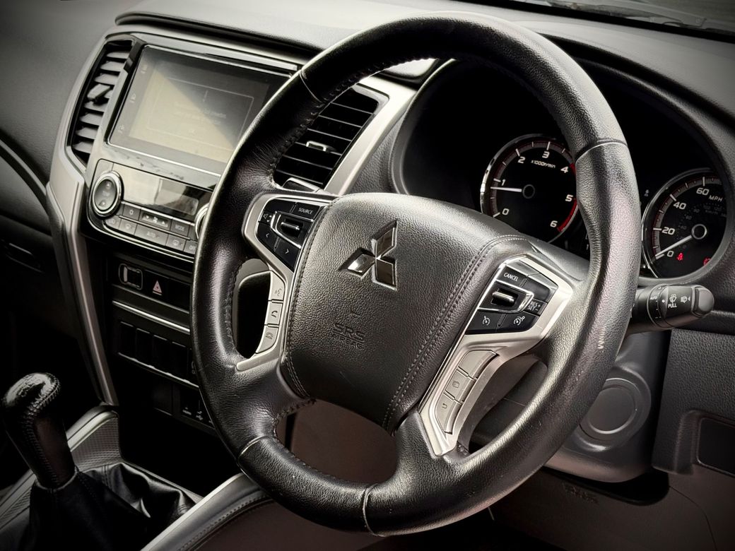 2020 Mitsubishi L200