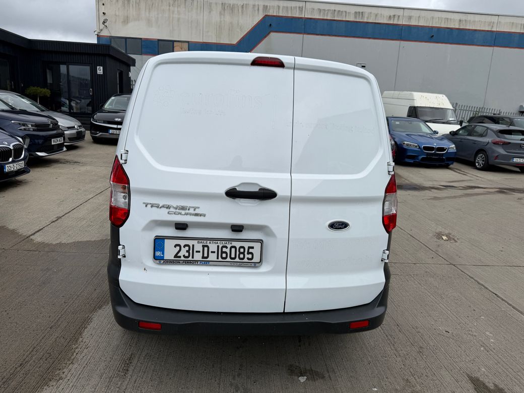 2023 Ford Transit Courier