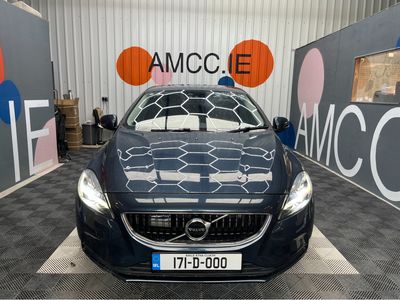 2017 Volvo V40