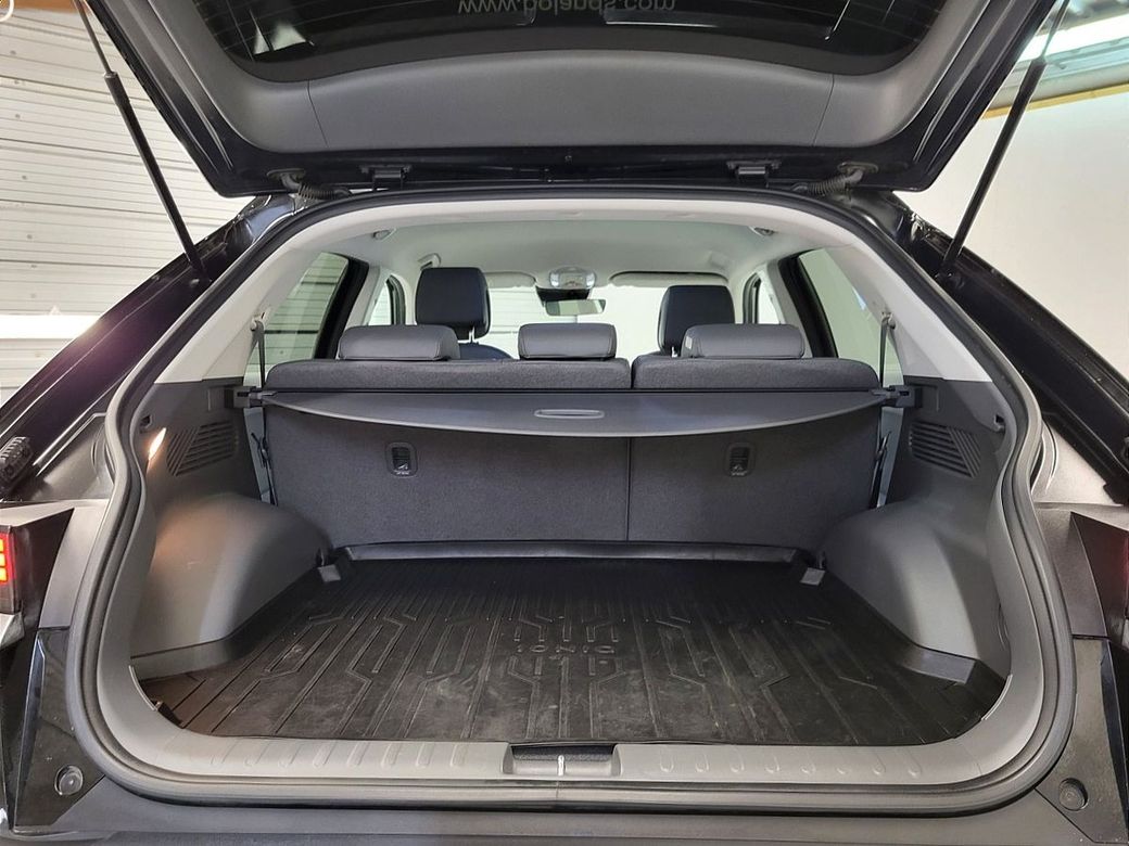 2023 Hyundai Ioniq