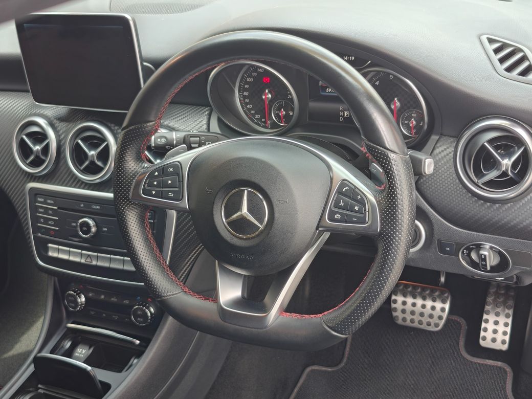2016 Mercedes-Benz A 180