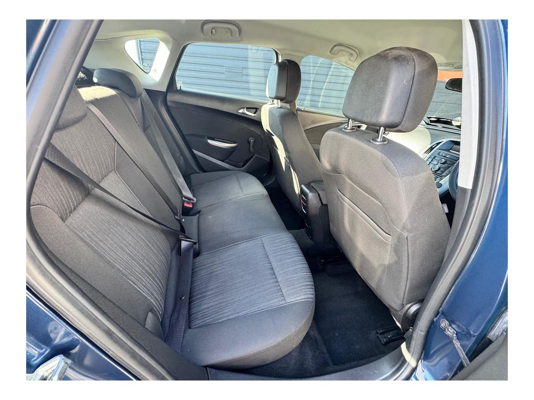 2011 Opel Astra