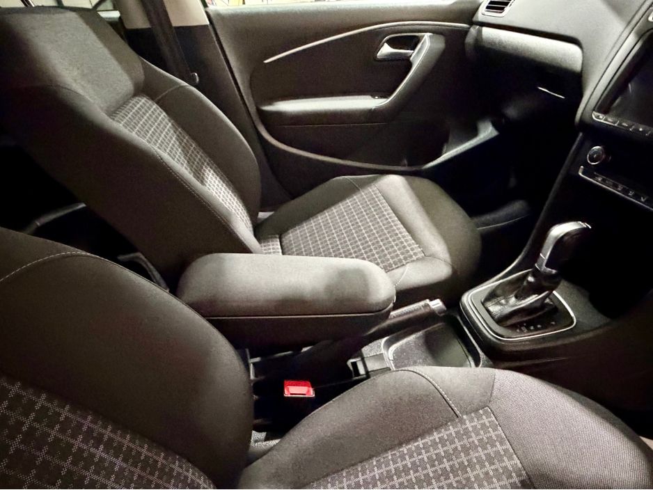 2017 Volkswagen Polo