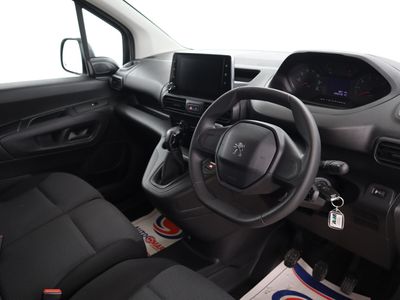 2021 Peugeot Partner