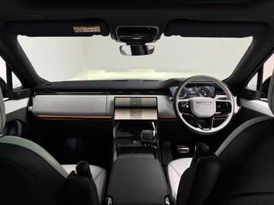 2025 Land Rover Range Rover Sport