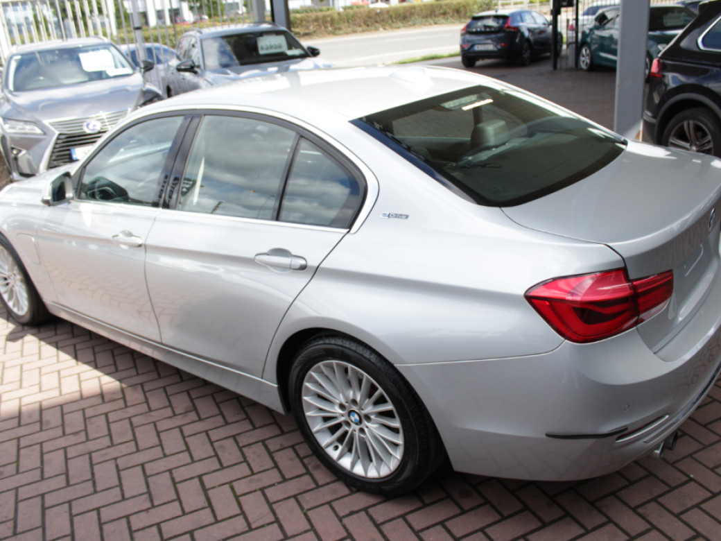2017 BMW 3 Series