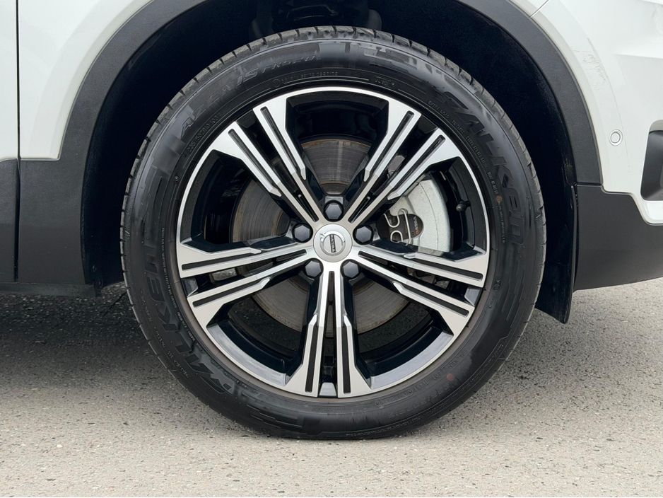 2021 Volvo XC40