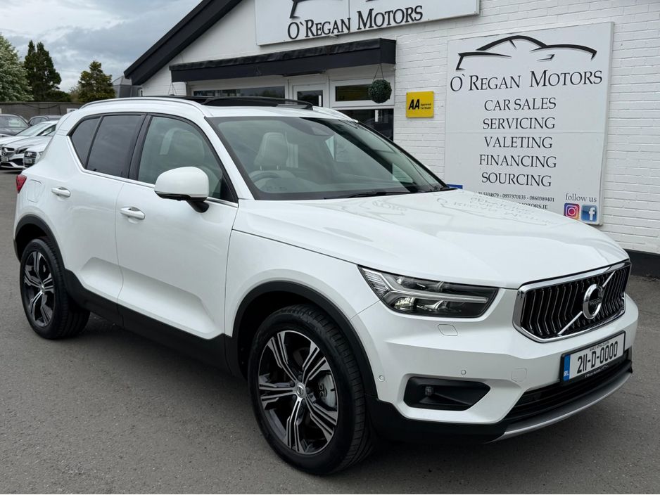 2021 Volvo XC40
