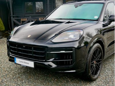 2025 Porsche Cayenne