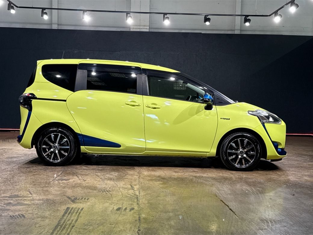 2016 Toyota Sienta