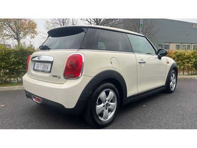 2015 Mini Hatch