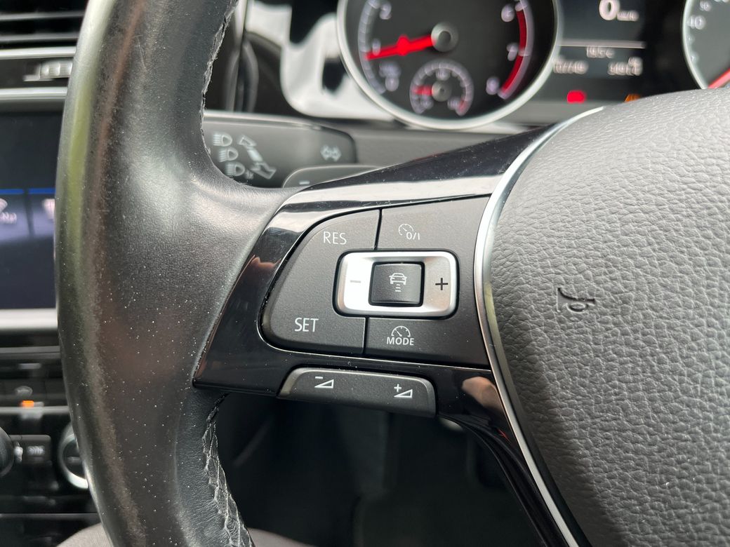 2016 Volkswagen Golf