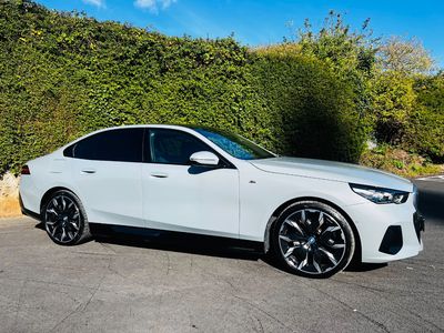 2023 BMW i5