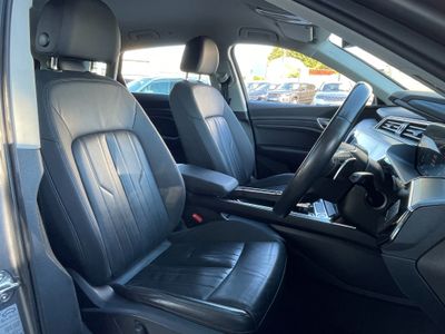 2020 Audi e-tron