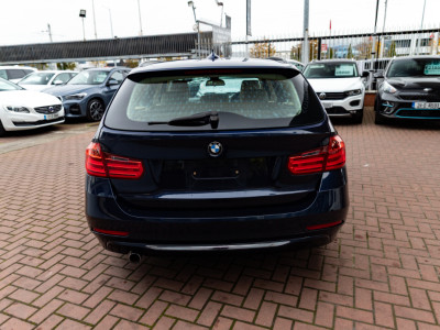 2015 BMW 320