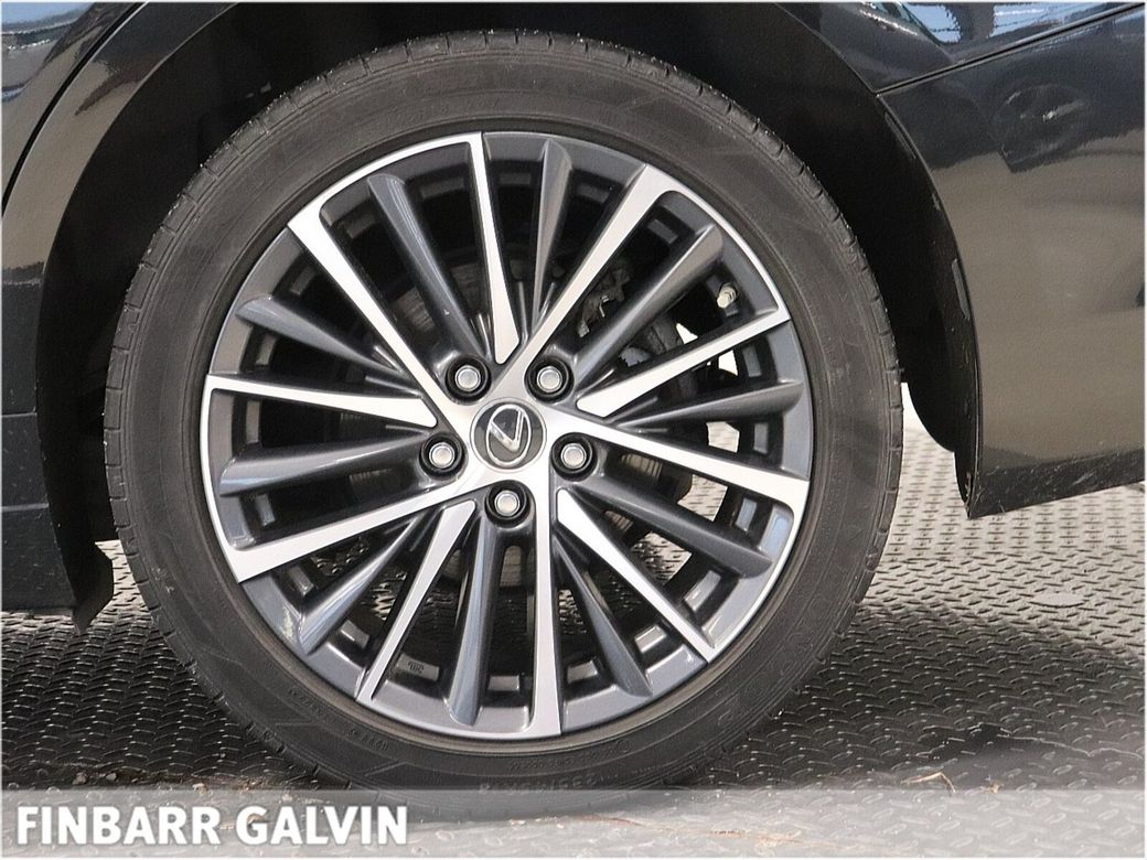 2023 Lexus ES 300h