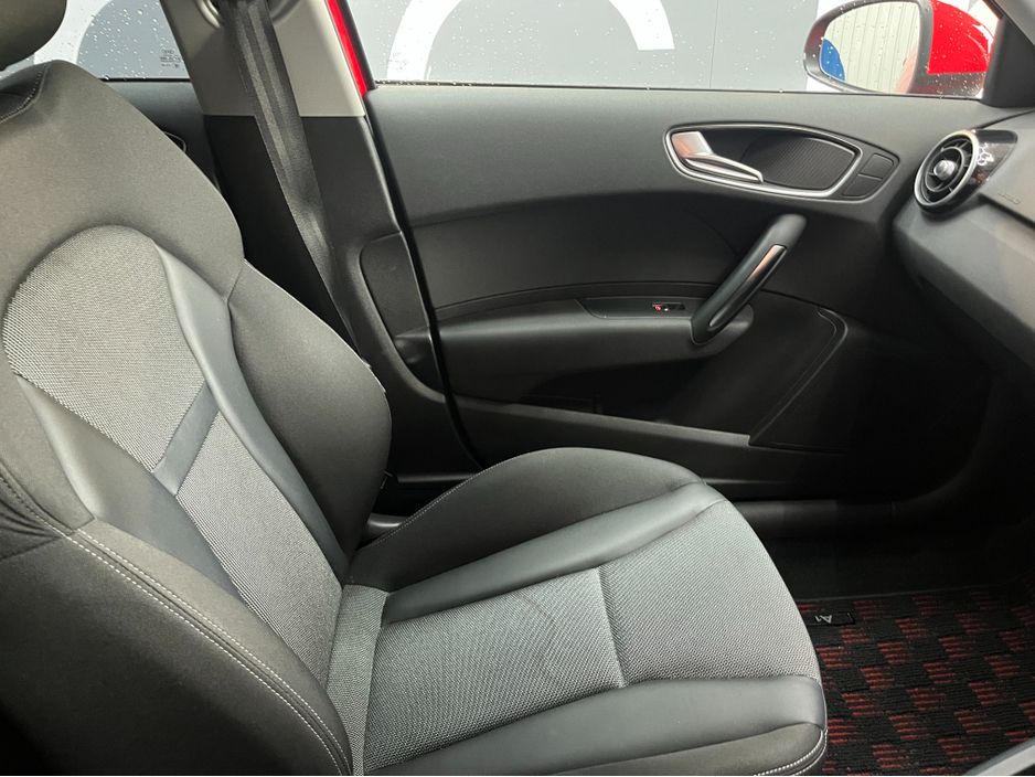 2016 Audi A1
