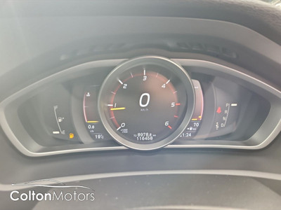 2016 Volvo V40