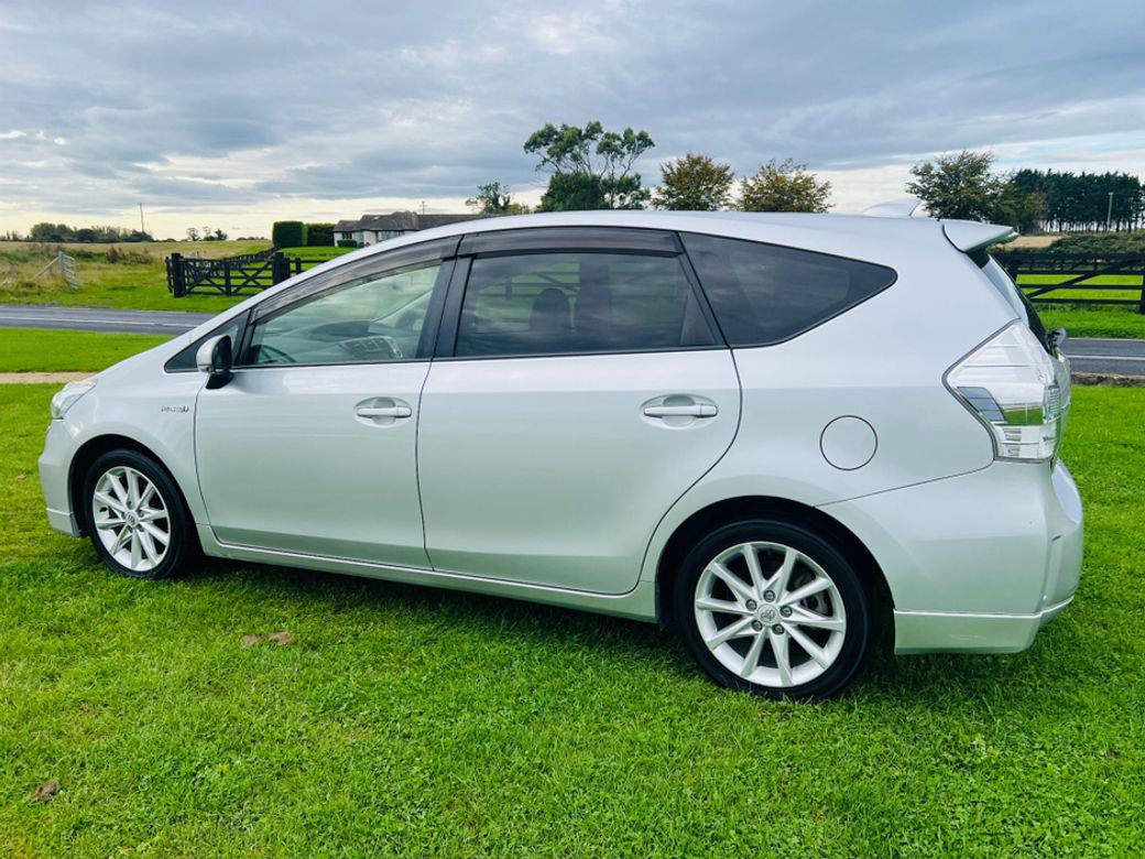 2014 Toyota Prius Alpha