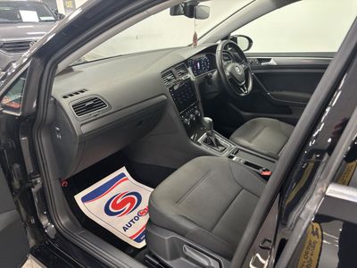 2019 Volkswagen Golf