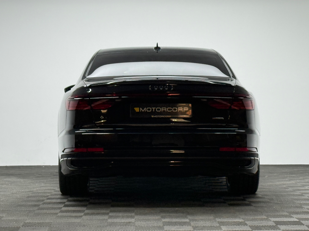 2025 Audi A8