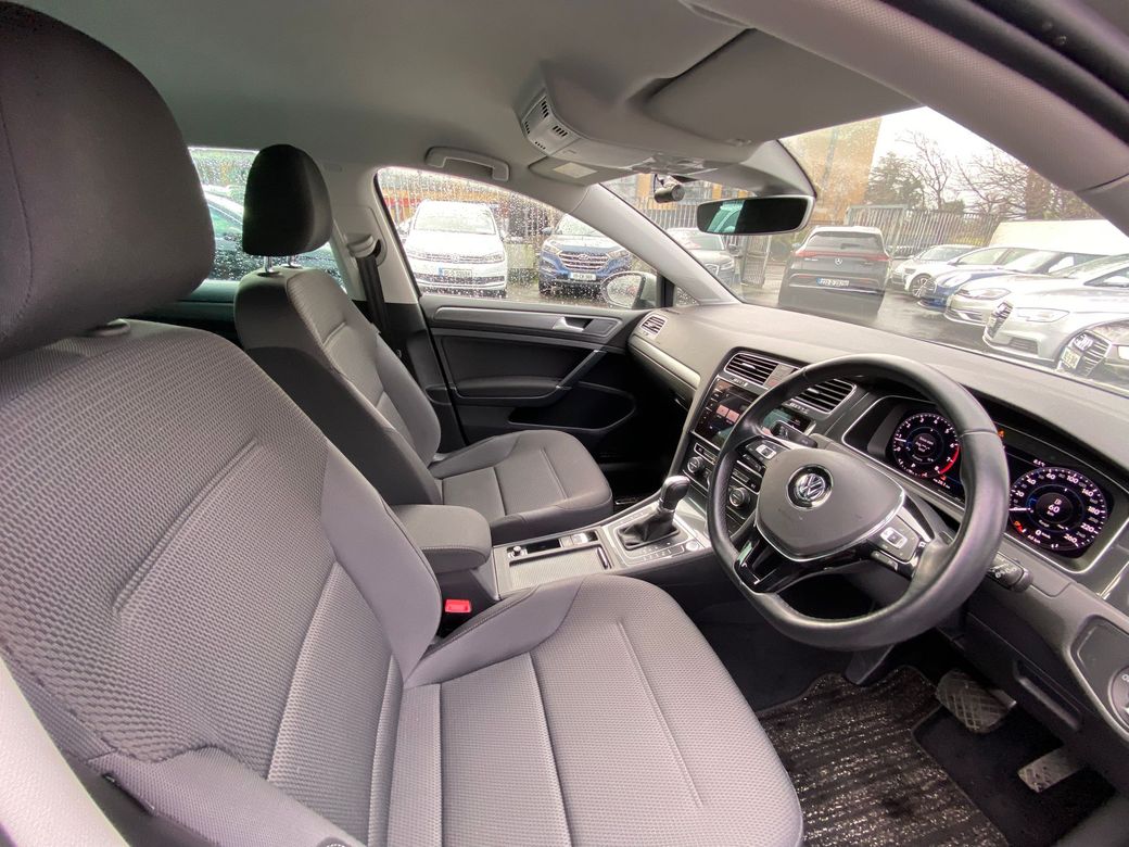 2019 Volkswagen Golf