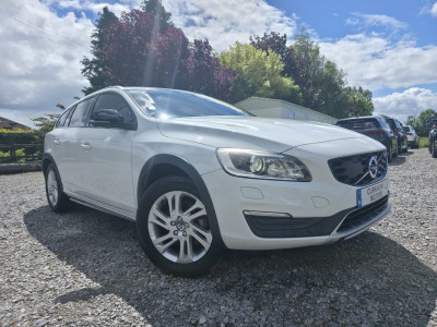 2017 Volvo V60 Cross Country