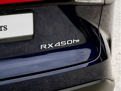 2023 Lexus RX450h+