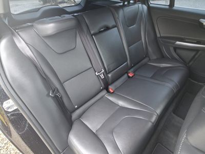 2017 Volvo V60