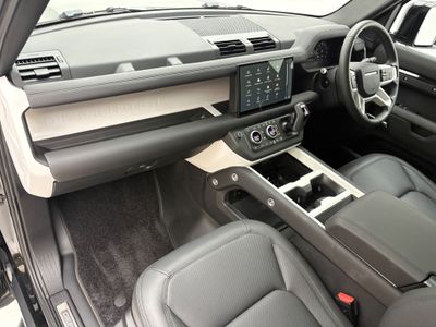2025 Land Rover Defender